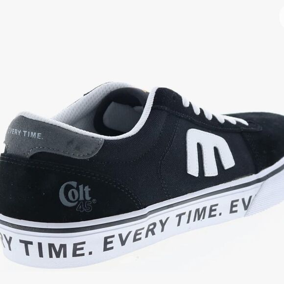 Etnies Men Calli Vulc X Colt 45 Skate Shoe
SZ‎ 8.5 Black/White NWT IN PACKAGING main image 6
